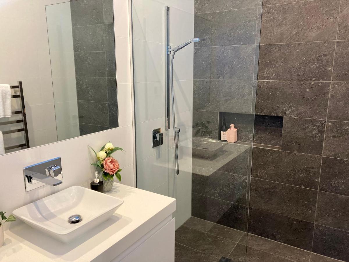 Highview Terrance 3 Bedrooms House Queenstown Bagian luar foto